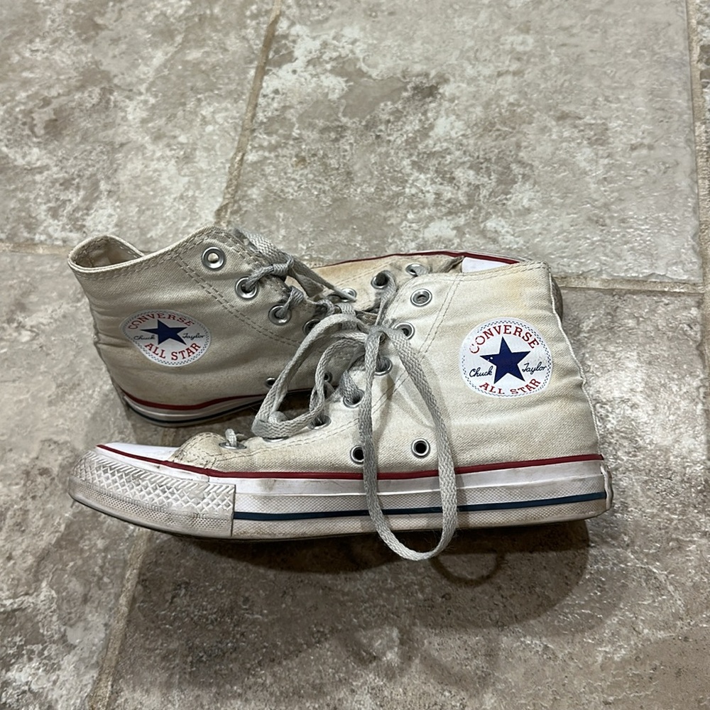 Converse high top
